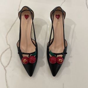 Gucci Cherry Black Unia Leather Kitten Heel